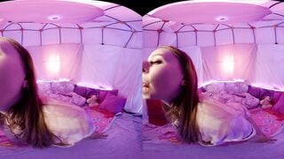 VRALLURE Pillow Palace