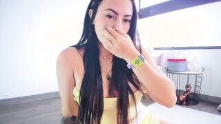 Stunning Colombian has a celeb body and loves sex and filthy things into bed