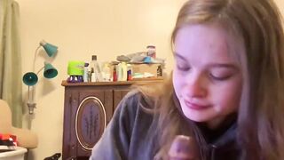 Adorable lesbo bestfriend comes inside my room to suck me off