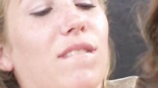 2 lesbians joined by a third help to nailed her gf with vibrator