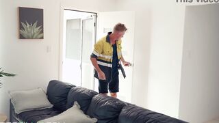 CHEATING HOUSEWIFE FUCKS THE ELECTRICIAN
