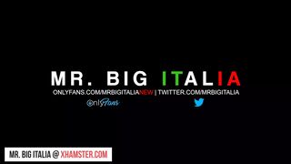 JESSICA PEES INSIDE FRONT OF ME! - ITALIAN AMATEUR MR. HUGE
