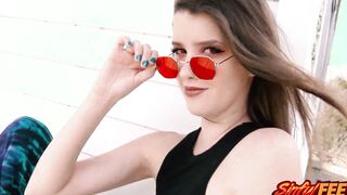 Hippie country chick Starshine Kinky Toes Scene for Sinful Toes