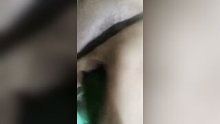 Pakistani Randi Nida Ali fucking soak snatch and booty hole