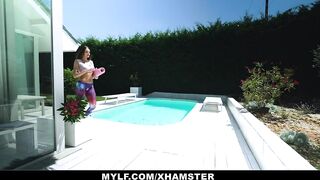 Fit Body Huge Hooters Hispanic cougar Kitana Lure Plowed By Yoga Instructor