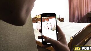 SIS.PORN. Goddess get tired of masturbation and invited stepbrother to bed for vagina-nailing