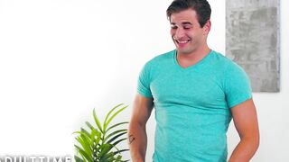 Slender Blonde Kenzie Will Bang to Got Unstuck
