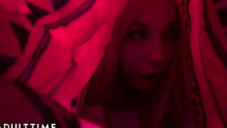 Slender Blonde Kenzie Will Bang to Got Unstuck