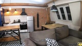 HUNT4K El pobre estï¿½ listo para vender todo lo que tiene, incluido girlfriend