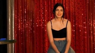 Seducing an pure 18 yo at her first casting