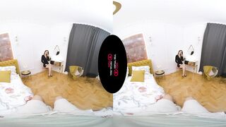 Girls Late Night Out Canceled Into VR Porn