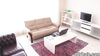 JAVHUB JAV cutie penetrated and squrting all over the place