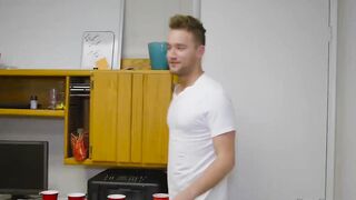4 vulgar co-eds share 1 lucky penis - Gfleaks