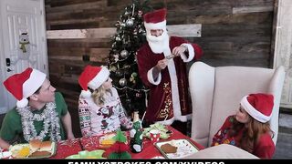 Family Rubs - Holiday Season Gets Merrier When Celebration Ends With Hardcore Sex Party