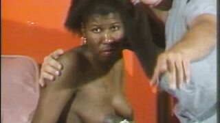 Dosctor Fucks Pregnant Ebony Milf and Cum on Her