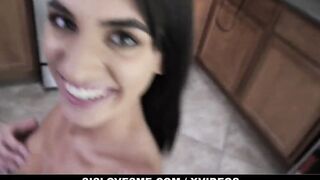 Sis Loves Me - sexy 18 Year Old Persuade Stepbro To Let Her Crash Inside His Crib By