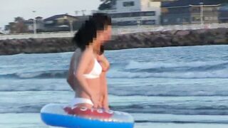 Huge Dick Pickup on the Beach - Bikini Gal gets Turned On and Jizzes and Ejaculates