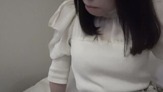 Raw insertion raw vaginal cum shot to a well-clothed young lady who has both cleanliness and transparency! Fired twice! !!