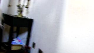 Man with big chains fucks blond inside king size bed!