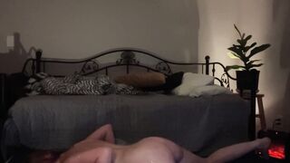 Ginger Shakes Her Booty