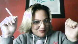 SEX WITH P.GIRA-UM SEX BETWEEN MY COUSIN AND MY MOTHER - INSTAGRAM @LOLAHISTORIA