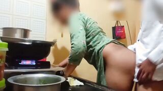 desi Beauty ex-wife get fuck while cooking
