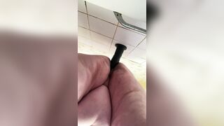 Ride huge african sex toy