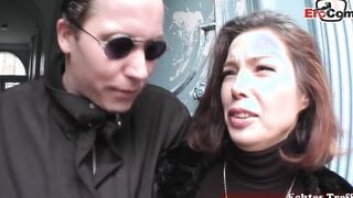German old MILF picked up on the street to the casting with anal