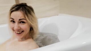 Esatto inside my bath-tub!