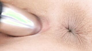 Porno Celeb Eve Angel besorgt es sich inside neuem Outfit am Strassenrand