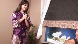 Adorable oriental Massues Give two Happen Endings At Once