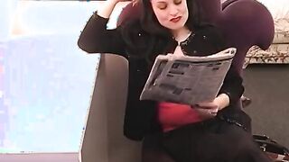 Bombshell dark haired long tit hoe stuffs a booty plug into her butt and plays with sex