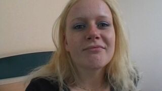 Hotelbesuch von notgeiler Blondine