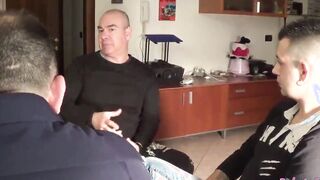 4 dicks can be enough for an increasingly eager Roberta Farnese