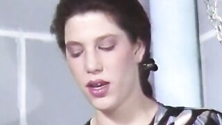 Hung bi studs and a gorgeous dark hair women suck, nailed each other into the gym