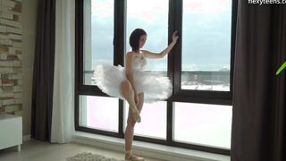 Alica Bruno smoking Hot flexible Beauty