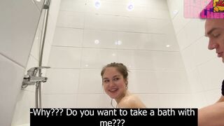 STEP DAUGHTER AND STEPFATHER ALONE INTO THE WC