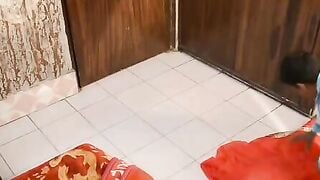 WIfe ko nokar ne choda