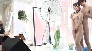 [NTR] Hubby who gets excited when his fiance flutters with another man ... Planning close-up naked photography with a young handsome performer. My fiance is slimy after all even if I say no great ● I am attracted to this ... Peep inside the anniversary wh