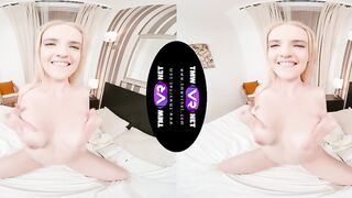 TmwVRnet - Jessica Jade - Guidebook turns a glam blonde on