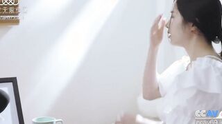 Rough banged chinese reporter screams beautifully and gets a jizzed, listen to that voluptuous voice