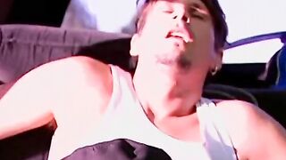 Bro gets sex from beauty blonde into limo