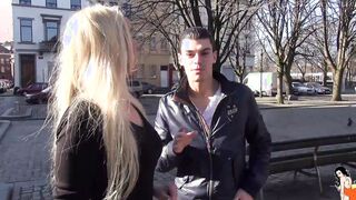 Cutie cougar fucks with a young rough dick