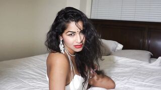 desi Bhabi Wears Short Dress for you