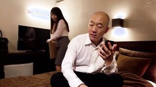 A Married Woman Screwed by Her Boss All Night into Shared Room on a Business Trip : View More→https://bit.ly/Raptor-Xvideos