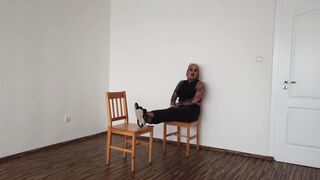 Toes sub worships her inked foot