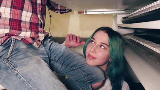 Stepsister distracts from DOTA two