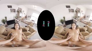 VRHUSH Small oriental beauty Morgan Lee is here to help you clean your pipes