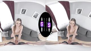 TmwVRnet - Eveline Dellai Bimbo two