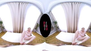 Sexsual Strokes inside VirtualReal Porn